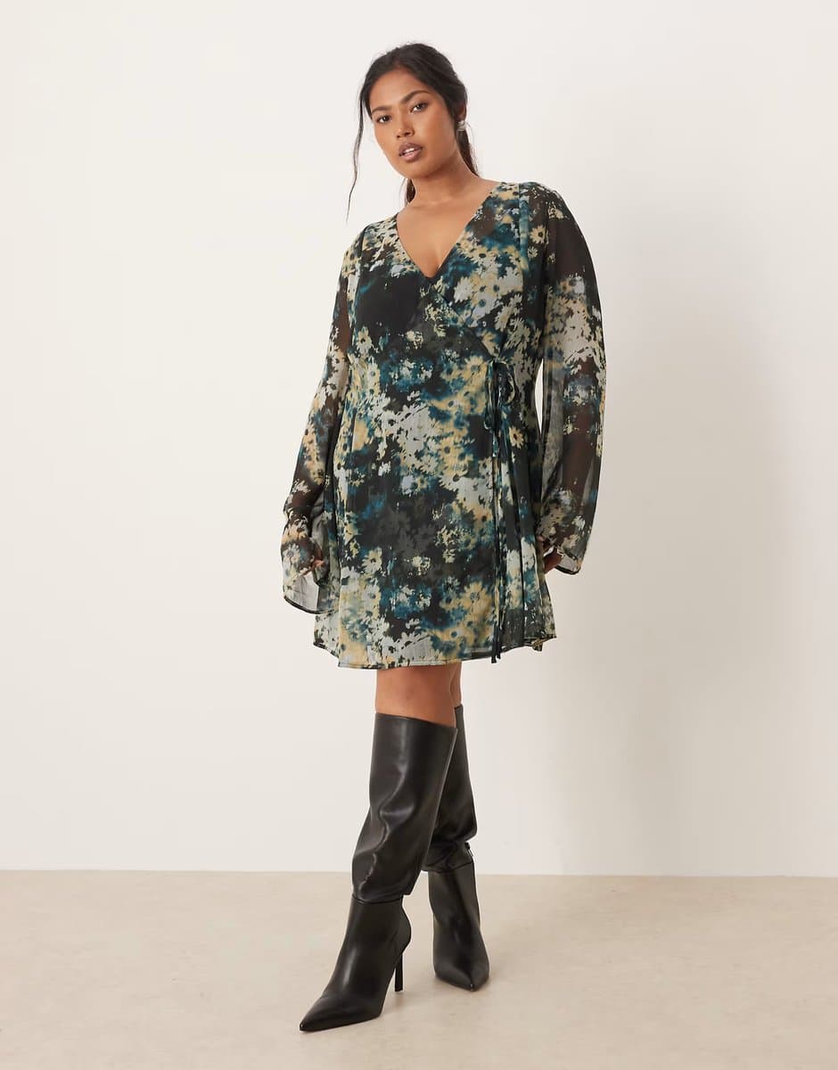 ASOS ASOS DESIGN Curve wrap mini dress with ties in blurred blue floral