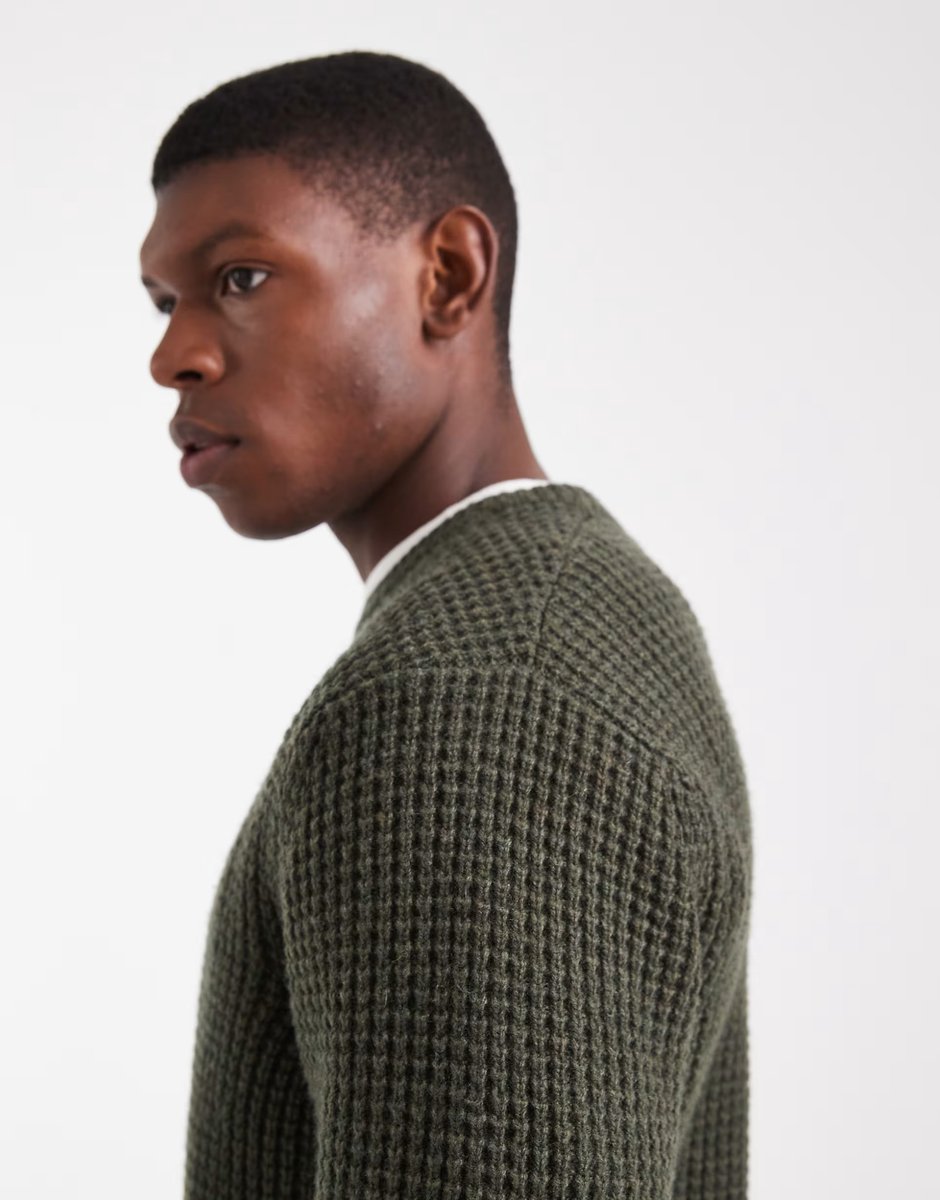 ASOS Levi's presidio texture knit jumper in dark green marl - 4