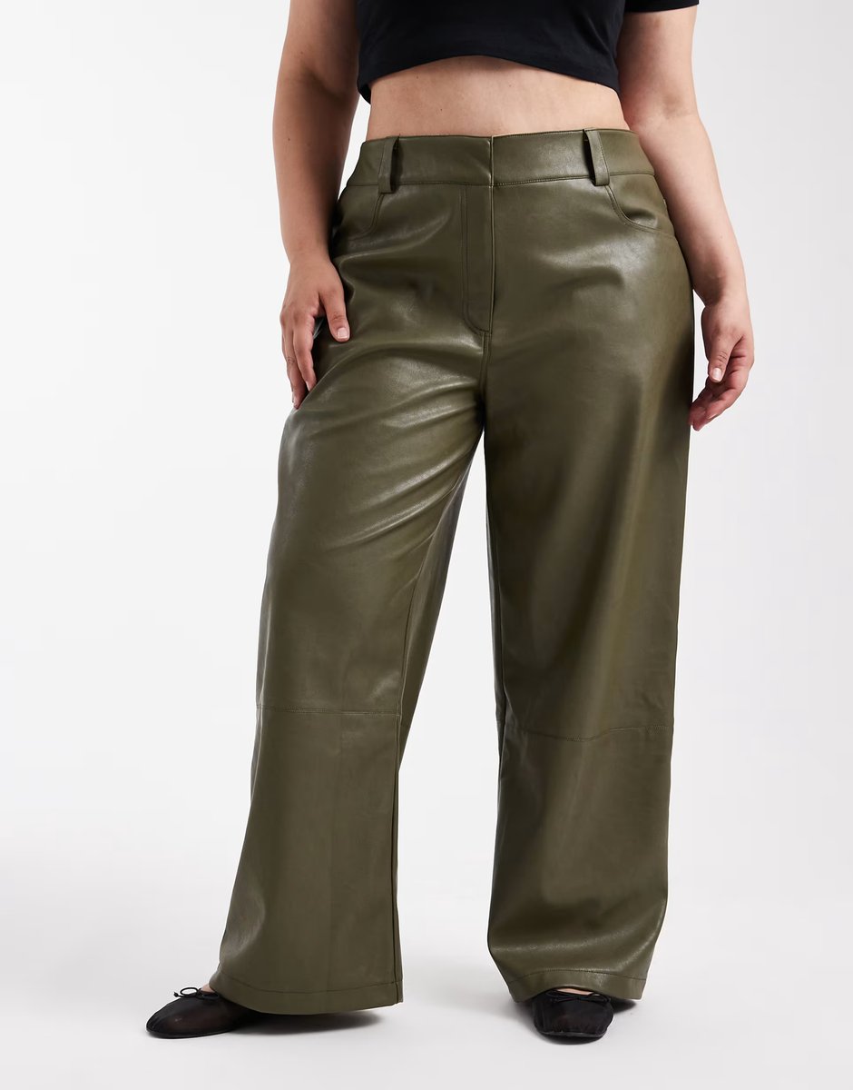 ASOS ASOS DESIGN Curve low rise mansy faux leather trousers in forest green  - 2