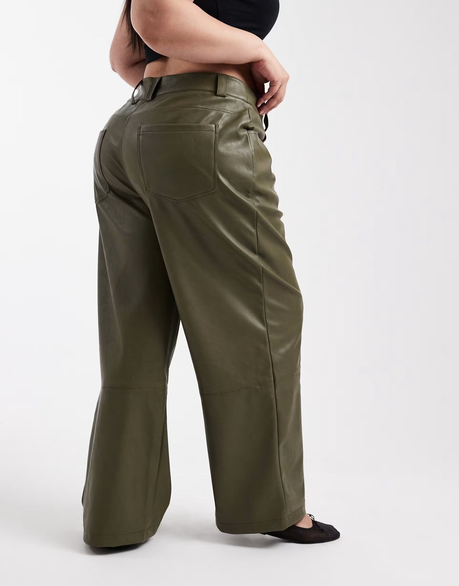 ASOS ASOS DESIGN Curve low rise mansy faux leather trousers in forest green  - 4