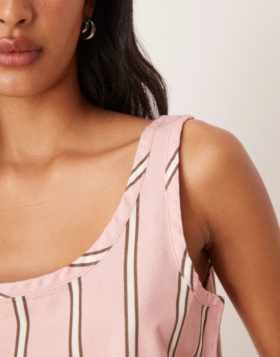 ASOS ASOS DESIGN denim cropped vest top in stripe co-ord - 4