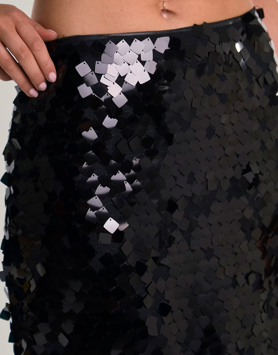 ASOS Glamorous High-waisted midi-skirt in black square sequin - 4