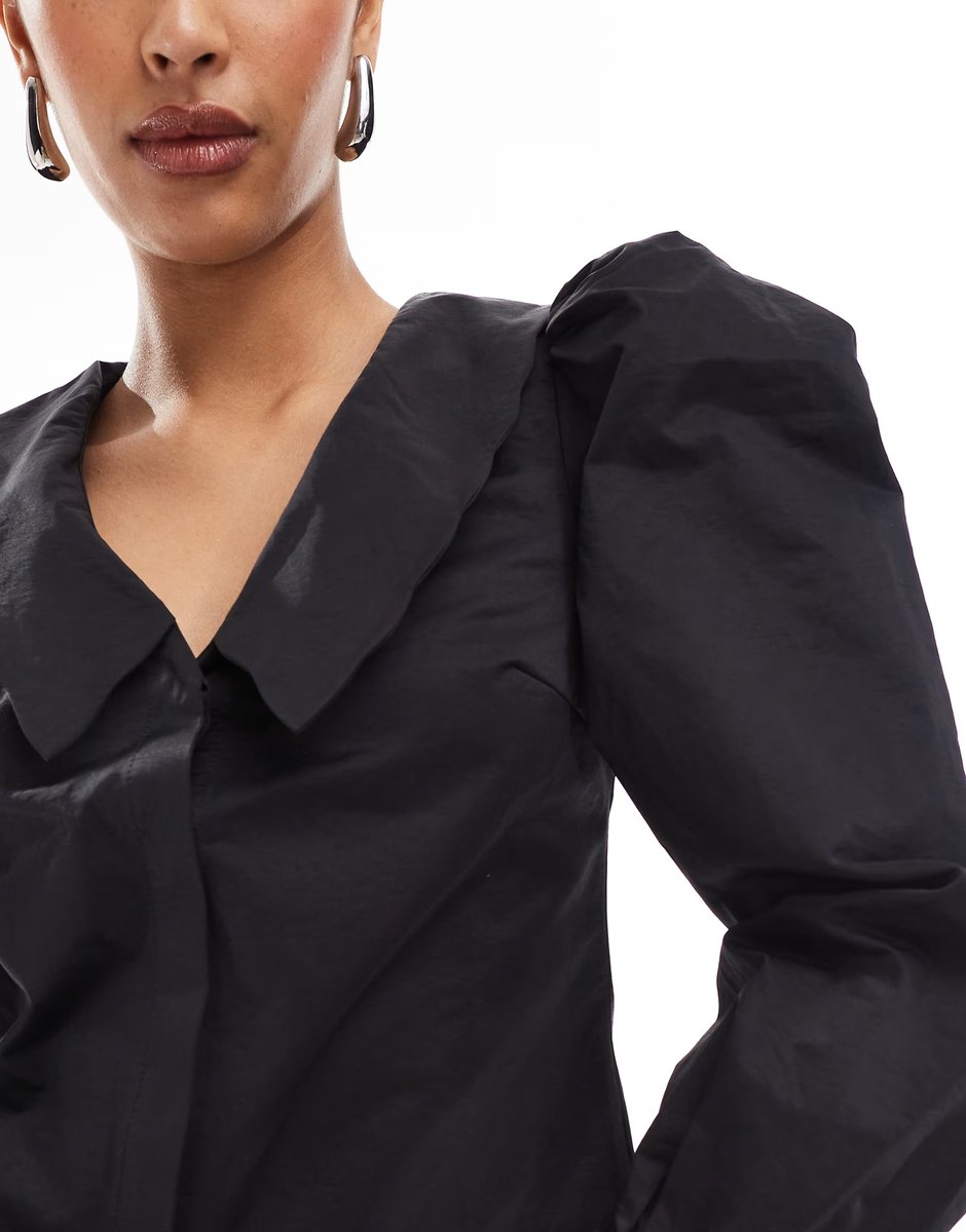 ASOS Glamorous statement sleeve blouse in black - 4