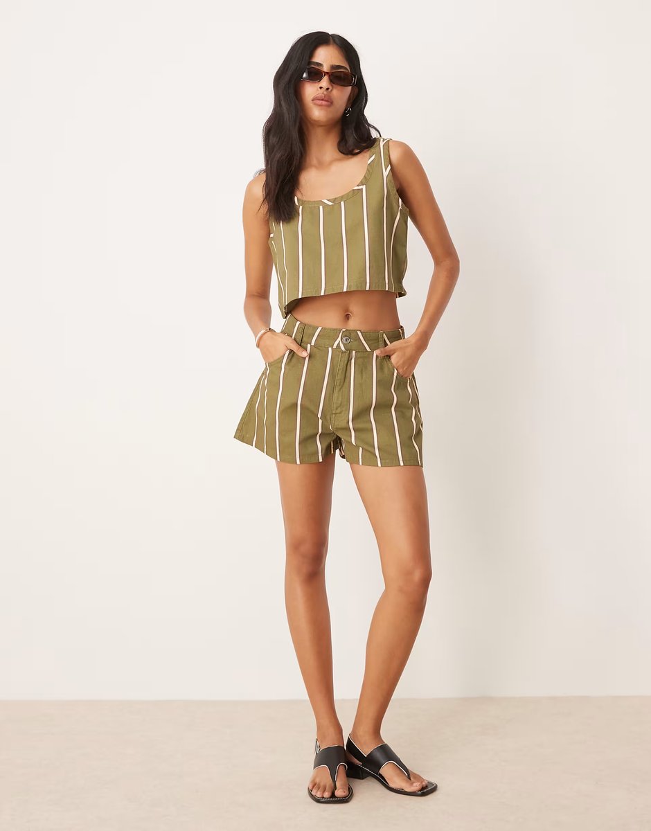 ASOS ASOS DESIGN denim cropped vest top in stripe co-ord - 2