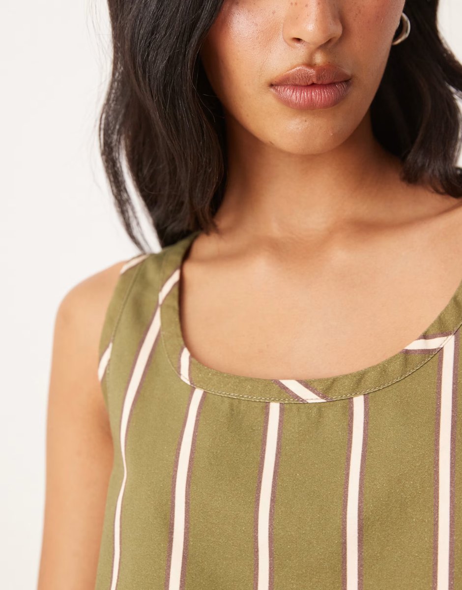 ASOS ASOS DESIGN denim cropped vest top in stripe co-ord - 3