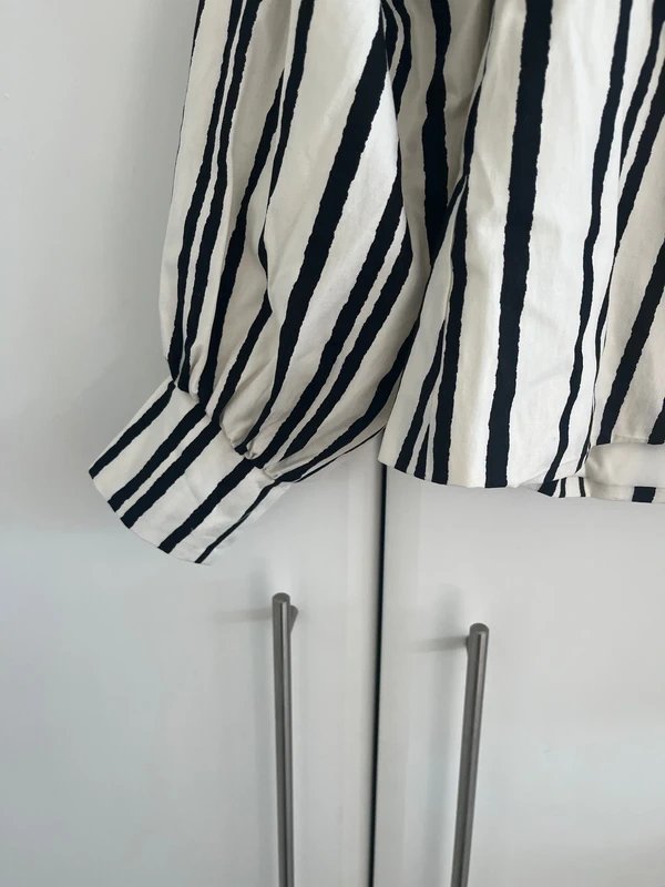 ASOS ASOS Luxe size 8 black and cream top - 2