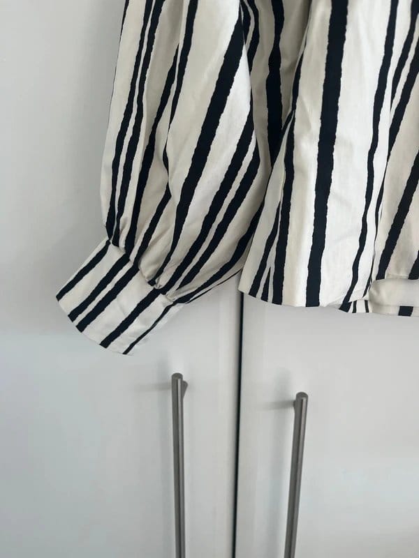 ASOS ASOS Luxe size 8 black and cream top - 2