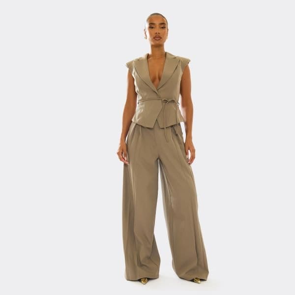 EGO High Waist Wide Leg Pleated Tailored Trousers In Taupe, Women's Size UK 4 - 1