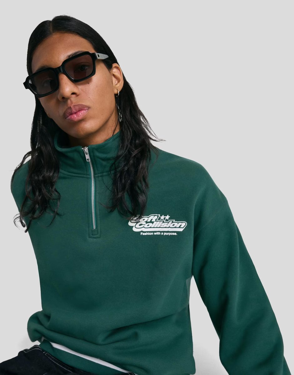 ASOS Bershka Printed quarter-zip sweatshirt in green - 2