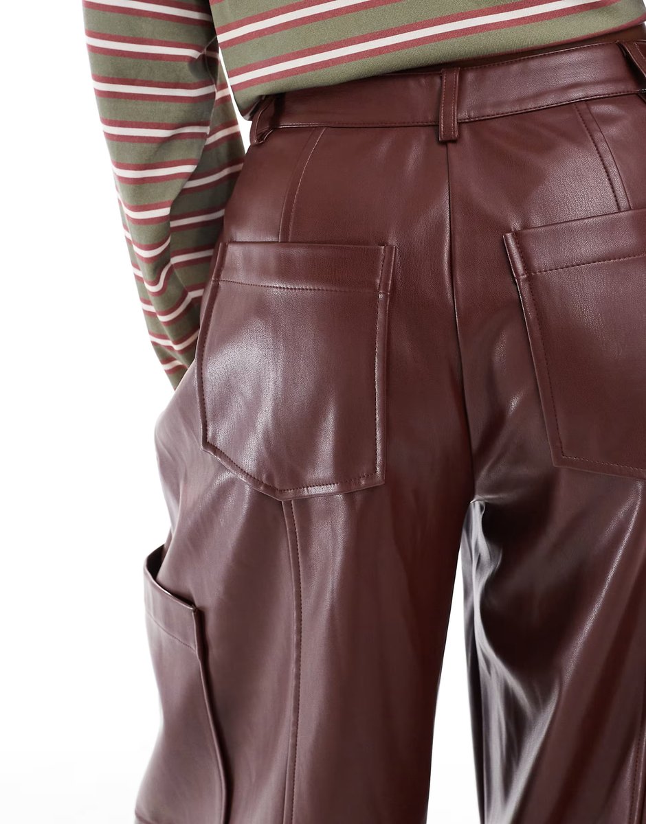 ASOS ASOS DESIGN utility barrel in faux leather in chestnut - 4