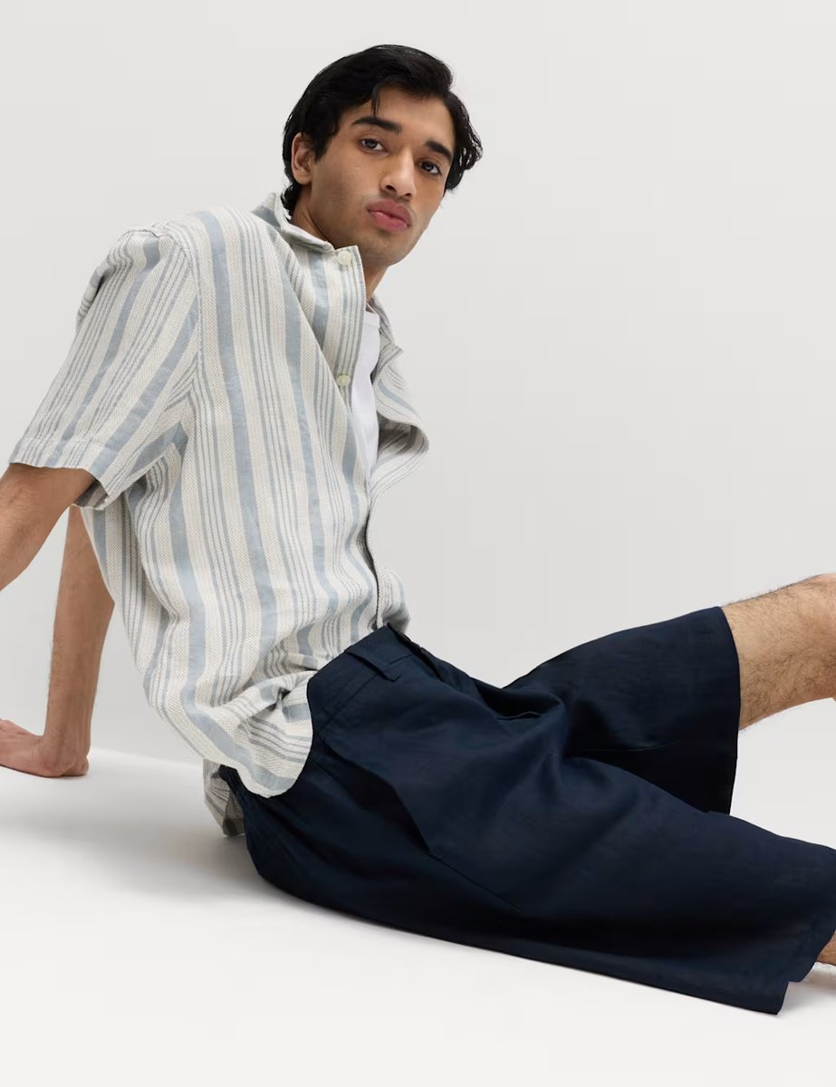 Marks & Spencer M&S Loose Fit Pure Linen Chino Shorts Navy - 4