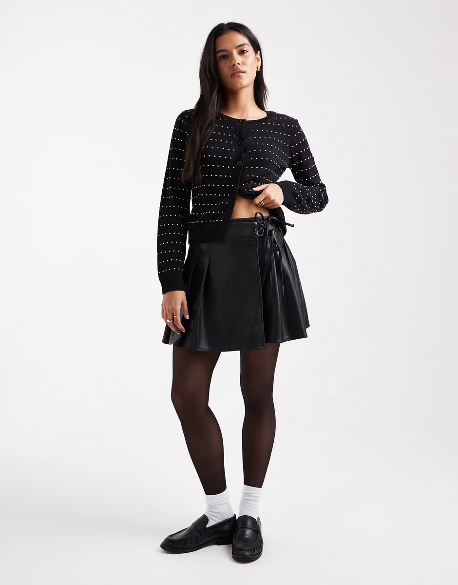 ASOS ASOS DESIGN leather look tennis mini skirt with tie in black - 3