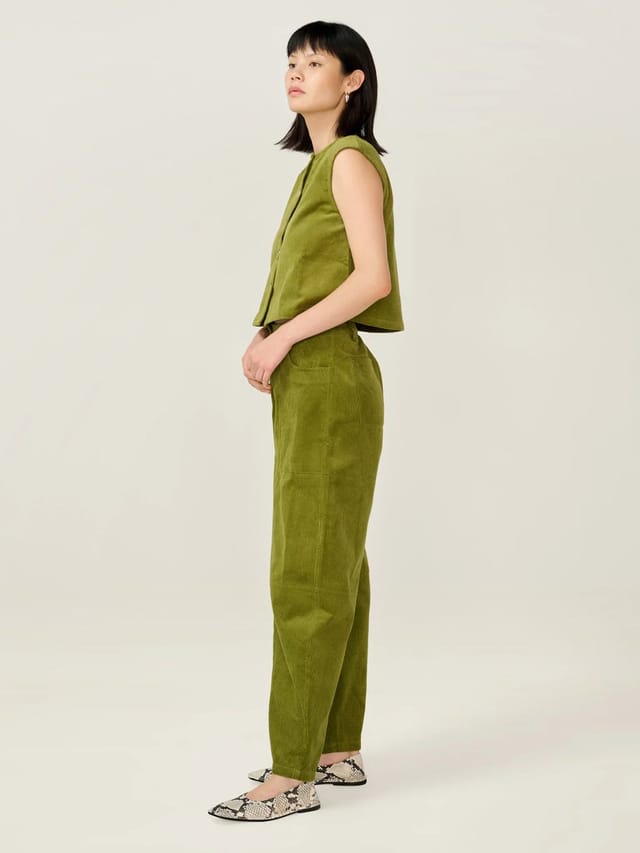 OMNES Kai Cord Trouser in Moss Green - 2