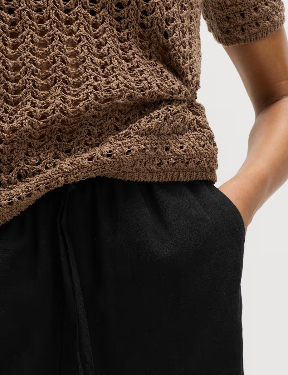 Marks & Spencer M&S Pull On High Waisted Shorts with Linen Black - 4