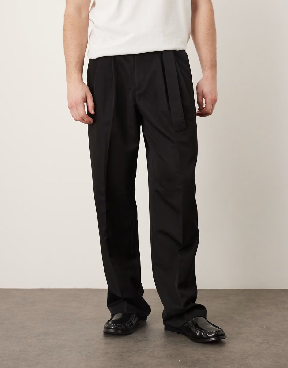 ASOS ASOS DESIGN smart wide leg double pleated trousers with belt detail in black - 1