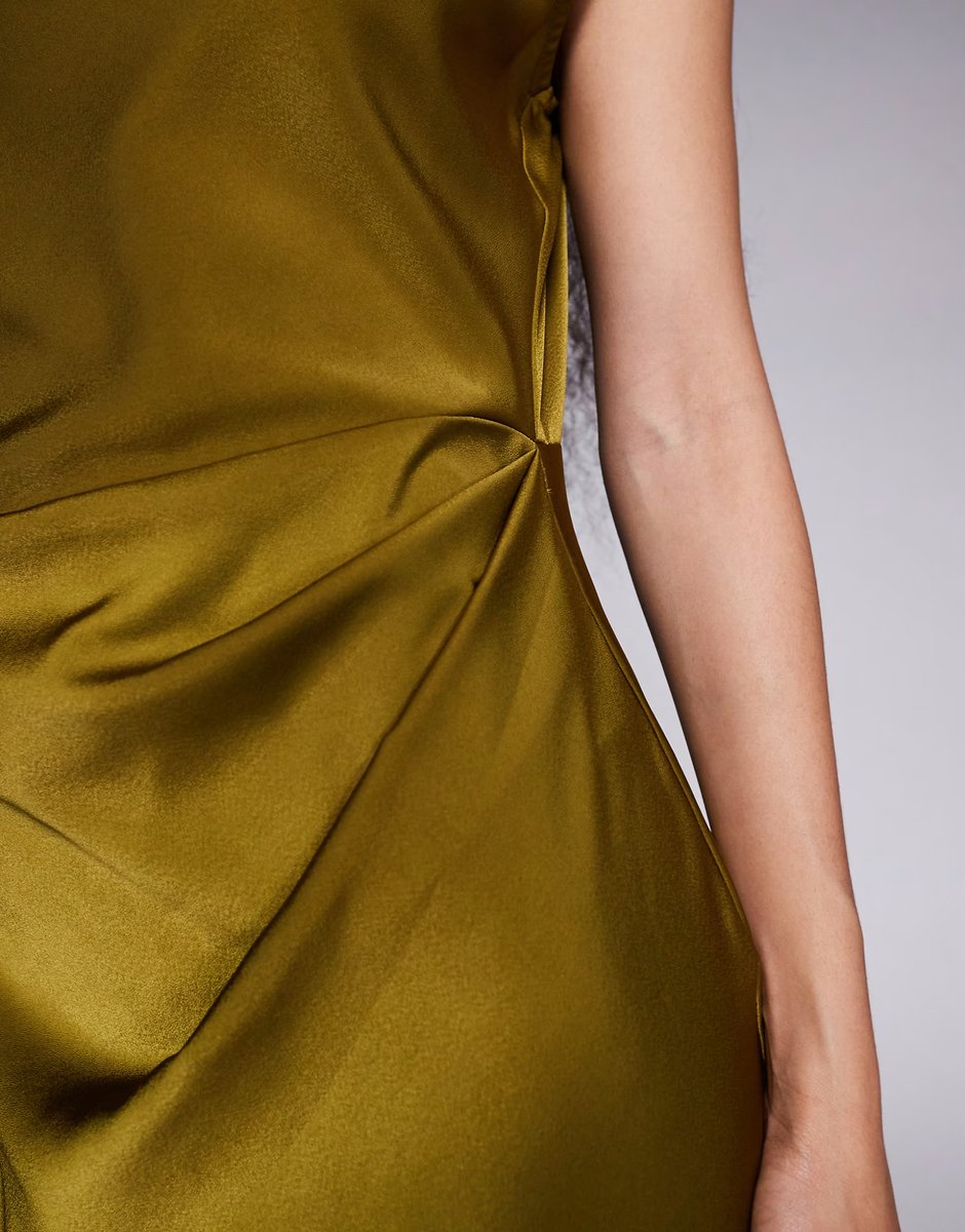 ASOS ASOS DESIGN Petite satin high neck pleated bodice midi dress in green - 3