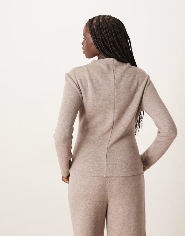 ASOS Mango Canela ruched side long sleeve top co-ord in oatmeal - 3