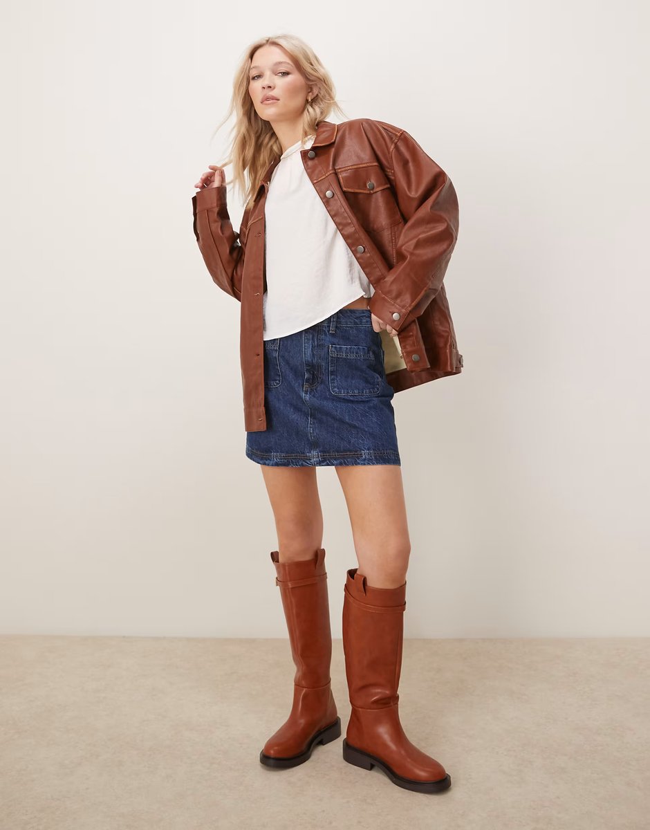 ASOS ASOS DESIGN denim patch pocket mini skirt in indigo - 2