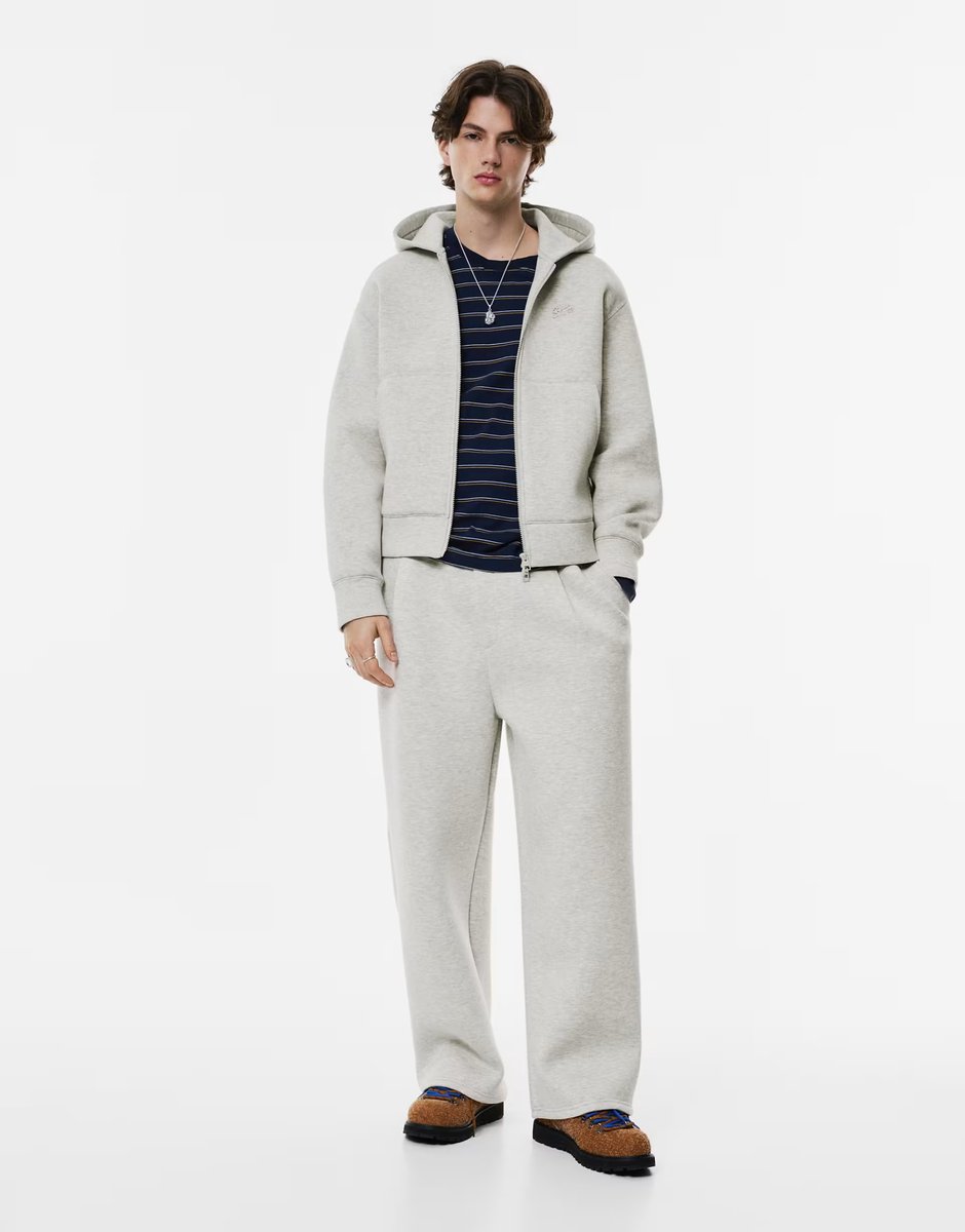 ASOS Pull&Bear Balloon fit tracksuit bottoms in grey marl - 4