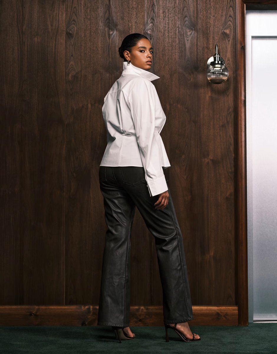 ASOS Good American good classic bootcut faux leather pants in burgundy - 4