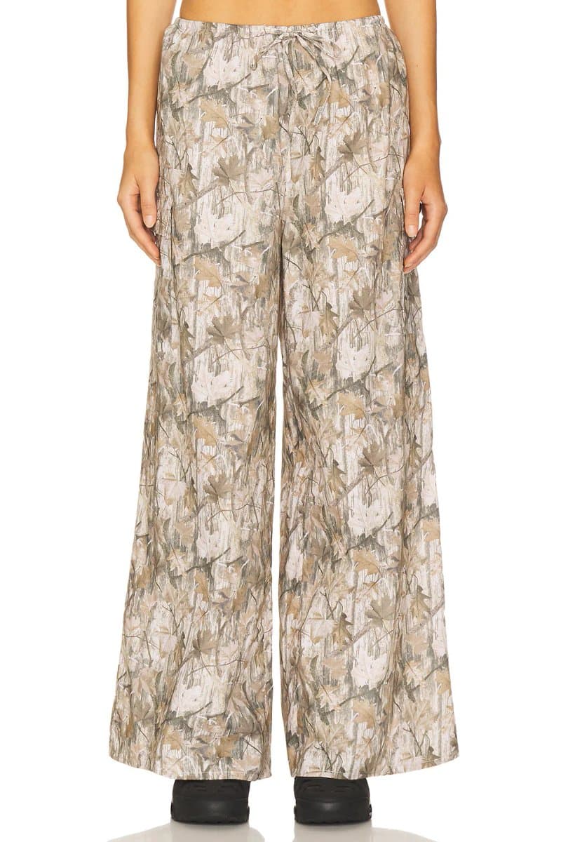 revolve Revolve Camo Drawstring Wide Leg Cargo Pants