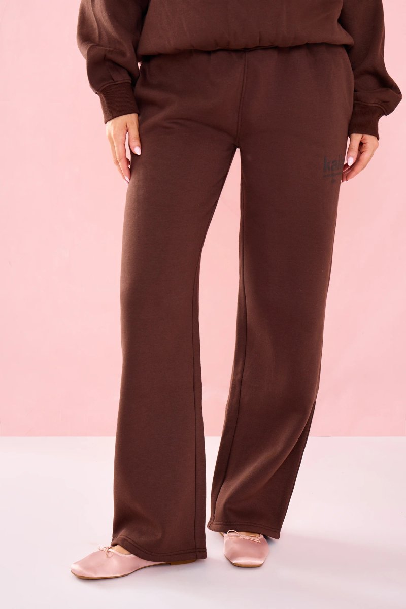 Kaiia Kaiia Matte Slogan Mid Rise Wide Leg Joggers Bitter Chocolate - 3