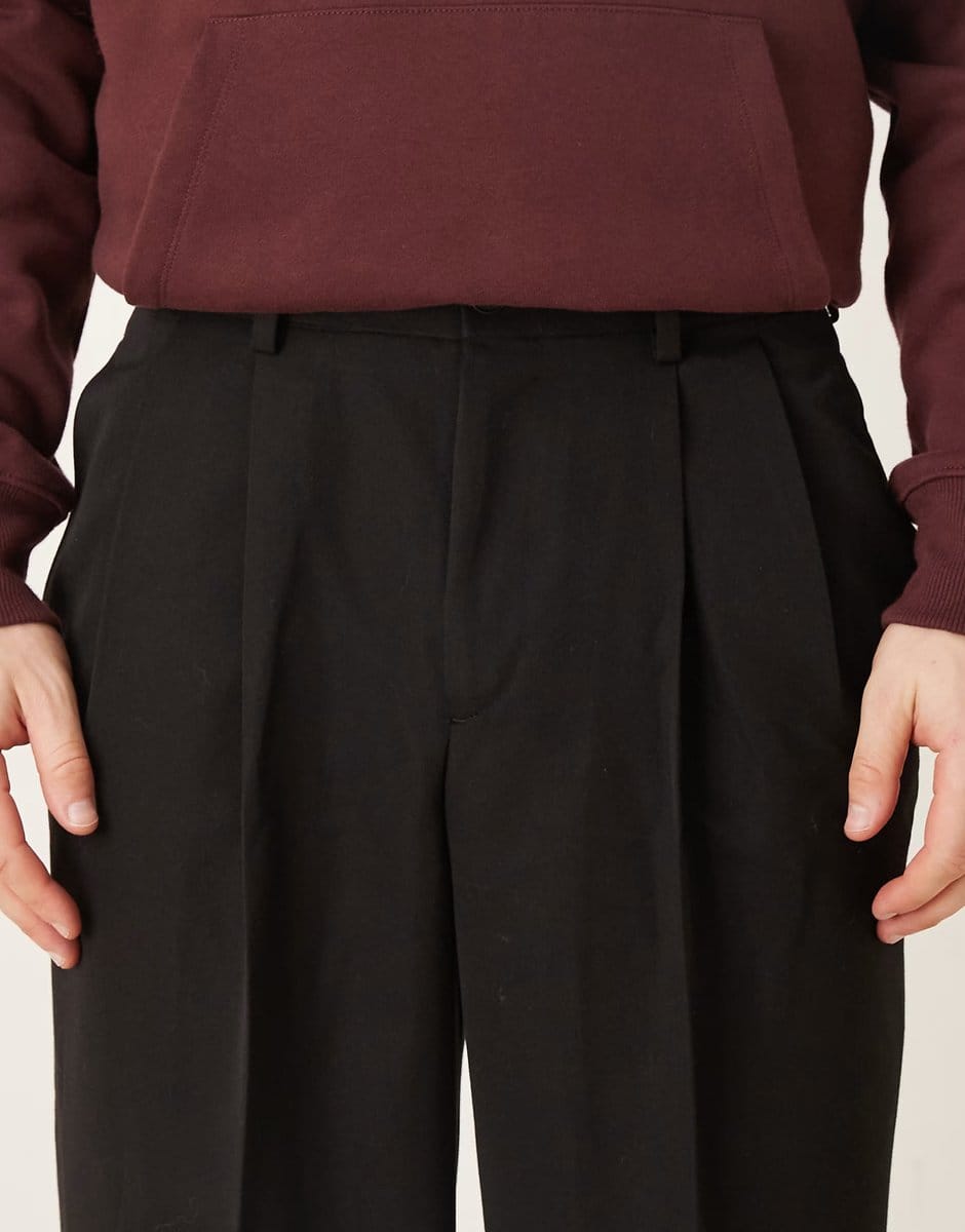 ASOS ASOS DESIGN smart wide leg trouser with double pleat in black - 4