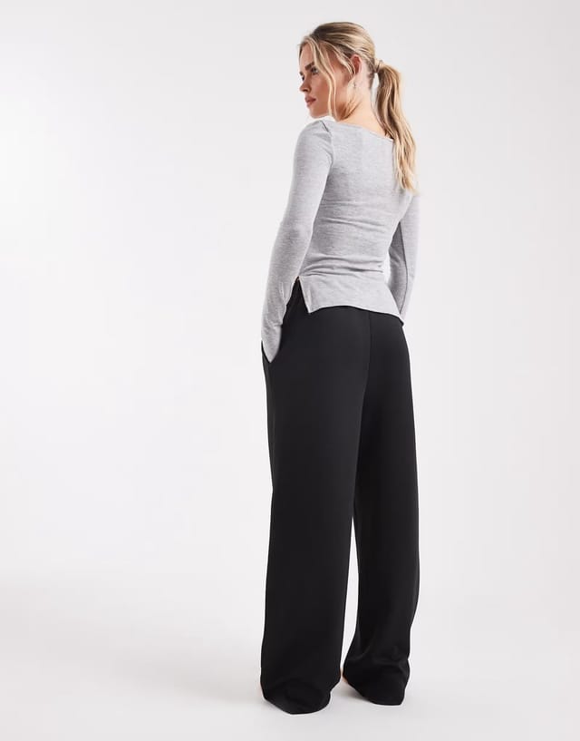 ASOS ONLY Petite leopard print bow detail trousers in black - 3