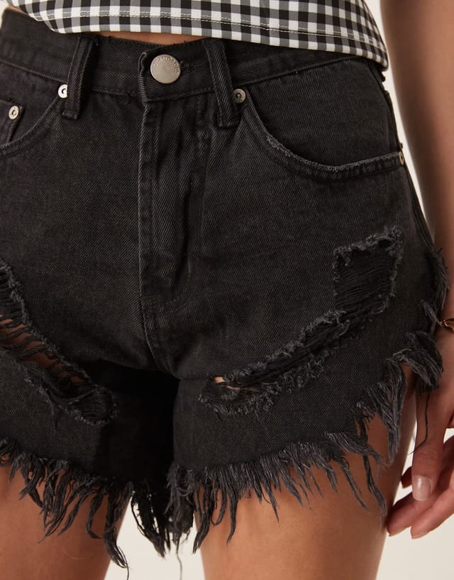 ASOS Glamorous black denim shorts in black - 3