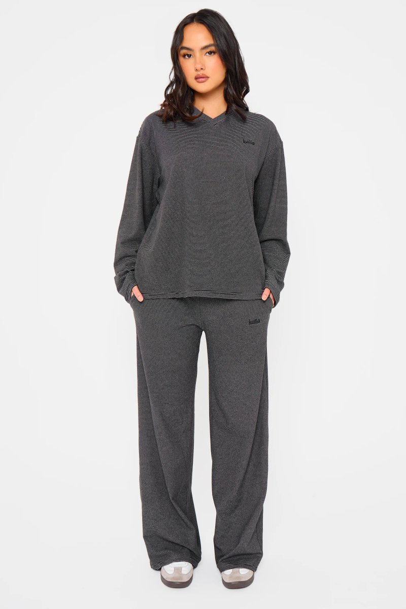 Kaiia Kaiia Striped Fleece Oversized Top Black & Cream - 3