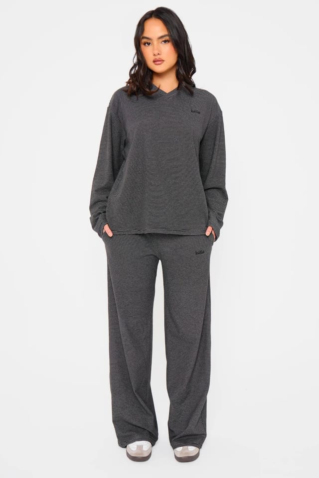 Kaiia Kaiia Striped Fleece Oversized Top Black & Cream - 3
