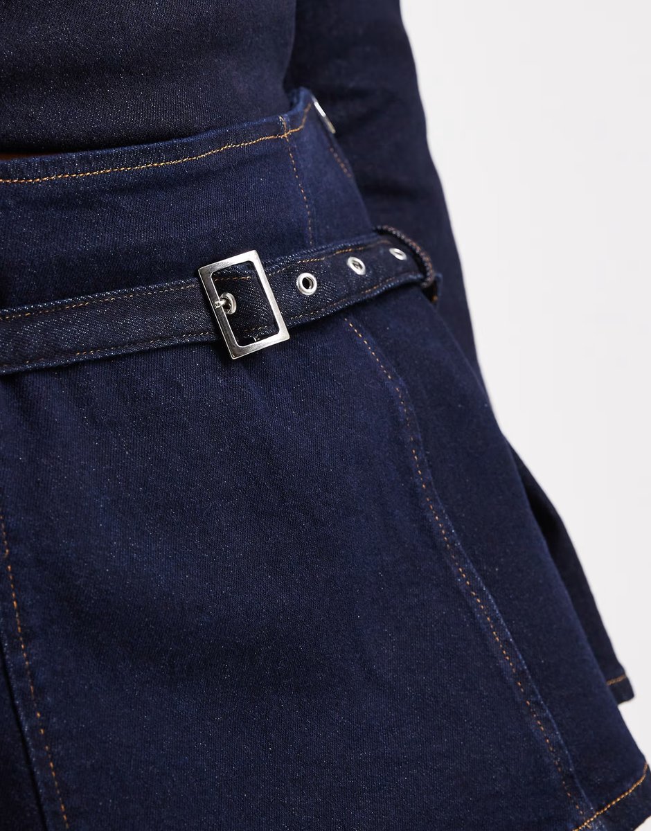 ASOS ASOS DESIGN denim micro mini skirt with skinny belt in indigo - 3