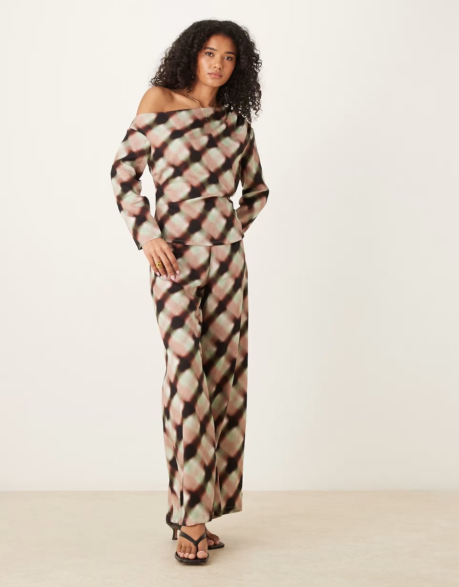 ASOS ASOS DESIGN soft asymmetric top co-ord with ruched detail in blurred check - 3