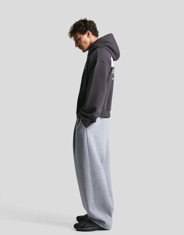 ASOS Bershka Printed hoodie in grey - 3