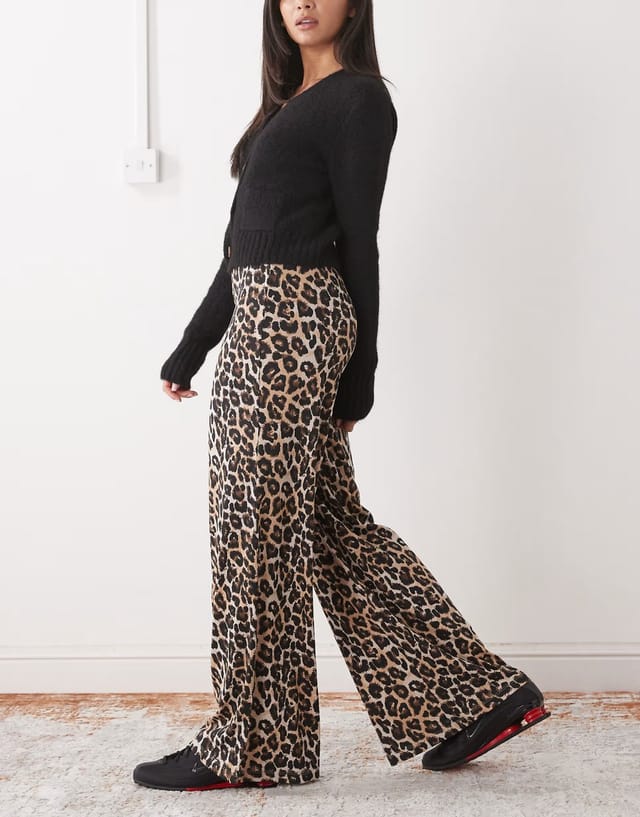 ASOS Noisy May ribbed wide leg trouser in leopard print - 3