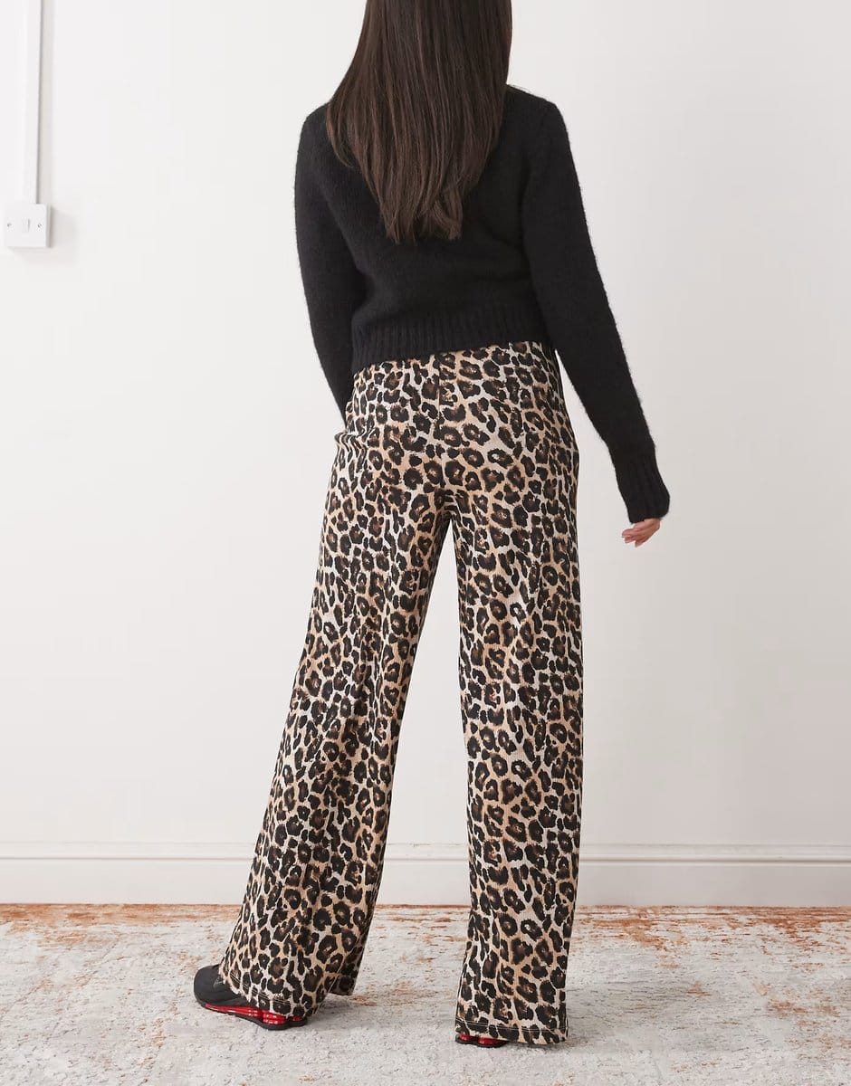 ASOS Noisy May ribbed wide leg trouser in leopard print - 4