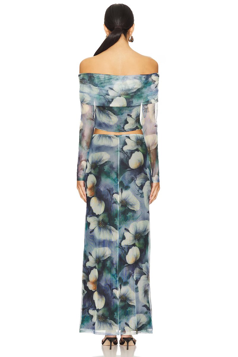 revolve Esmeralda Maxi Skirt Set - 3