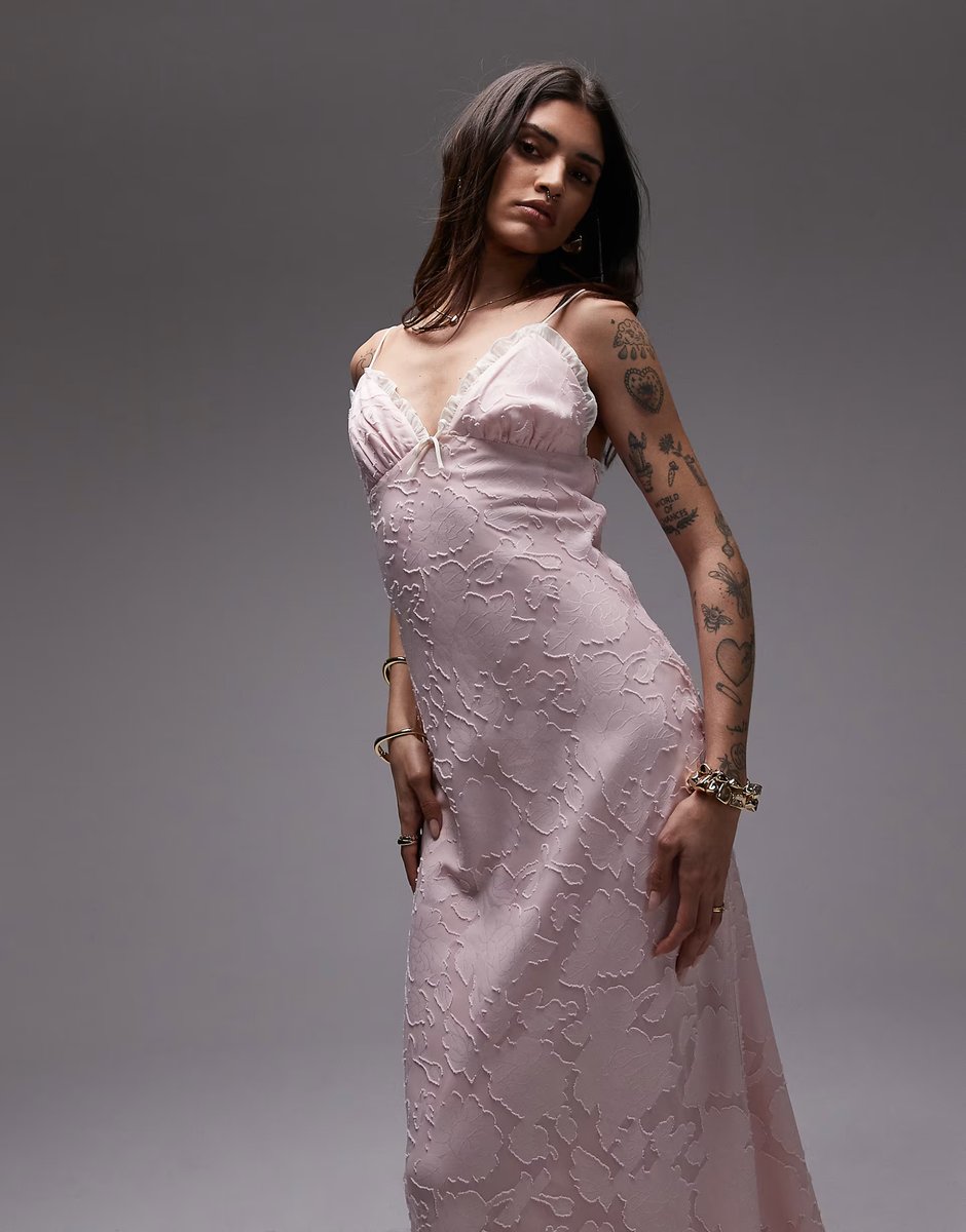 ASOS Nia camille flocked midaxi dress in blush pink - 3