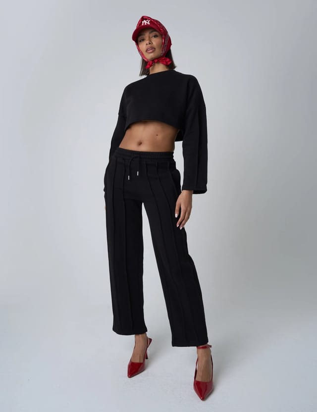 Public Desire Seam Detail Oversized Crop Sweatshirt Black - 3