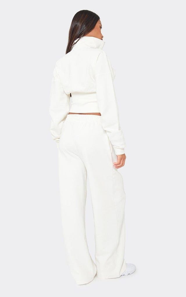 EGO Mid Rise Wide Leg Fit Joggers In Cream, Women's Size UK 6 - 2
