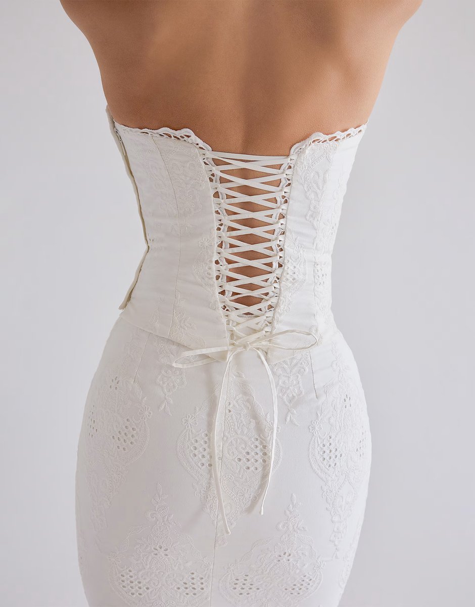 ASOS House of CB Antonie cotton broderie anglaise midi skirt in white - 2