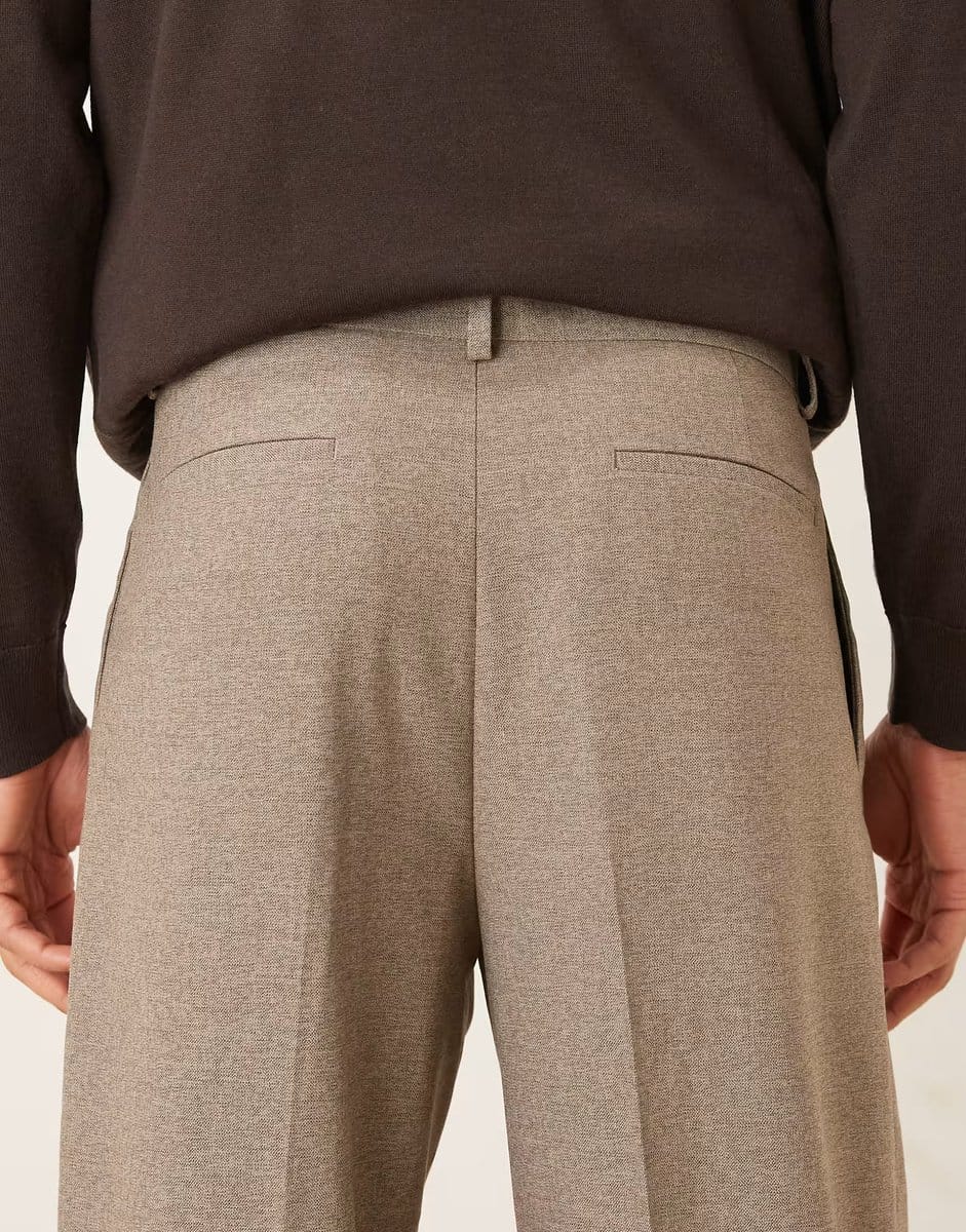 ASOS ASOS DESIGN smart pleated wide leg trousers in pebble texture - 4