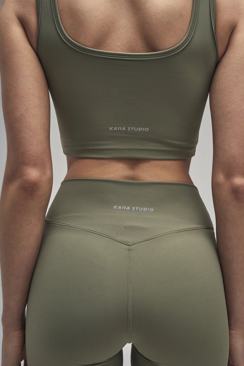 Kaiia Kaiia Sculpt Square Neck Crop Top Khaki - 4