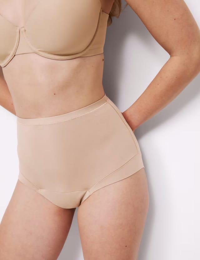 Marks & Spencer M&S 3pk Heavy Absorbency Period Full Briefs Rose Quartz - 2