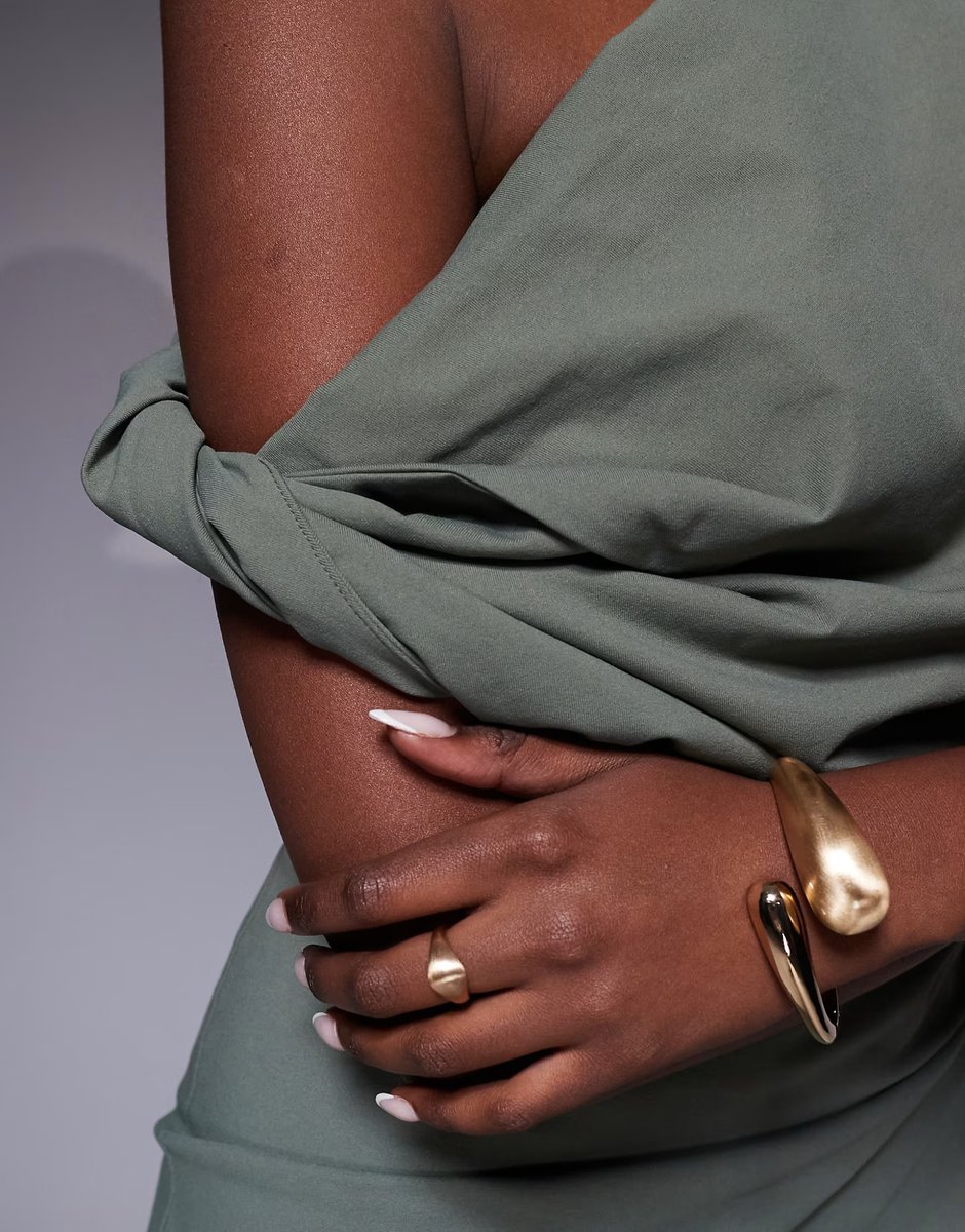 ASOS ASOS DESIGN twist shoulder detail midi dress in khaki - 3