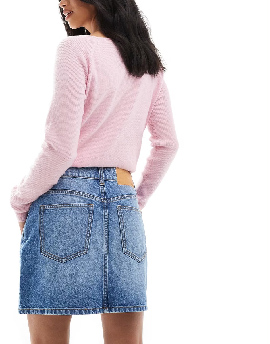 ASOS ASOS DESIGN Petite high waisted mini skirt in midwash - 4