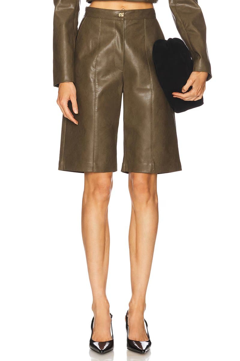 revolve Bella Bermuda