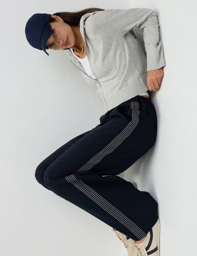 Marks & Spencer M&S Knitted Zip Up Cropped Hoodie Light Grey - 2