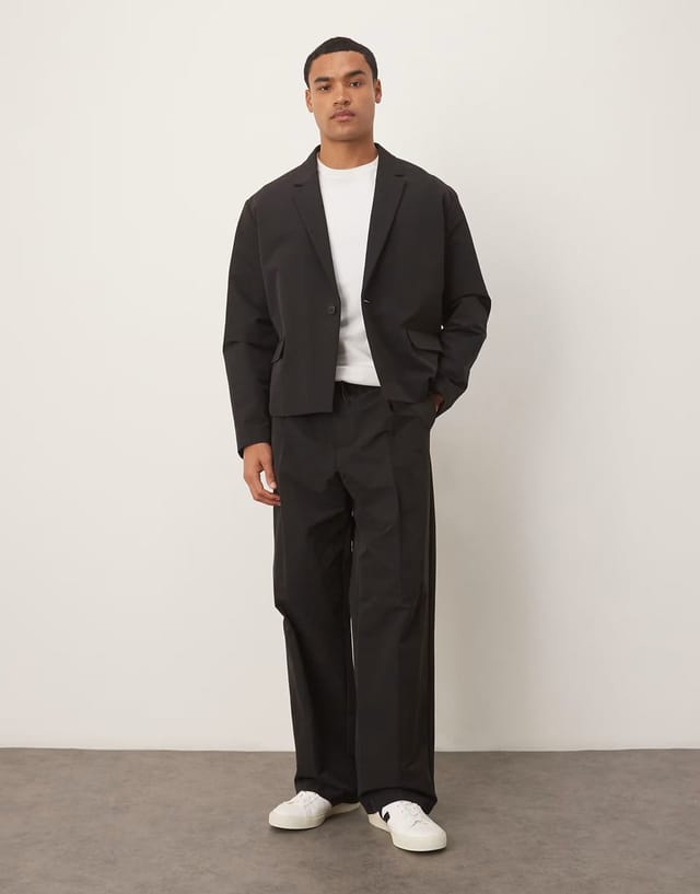 ASOS ASOS DESIGN boxy suit jacket in casual black tech fabric - 2