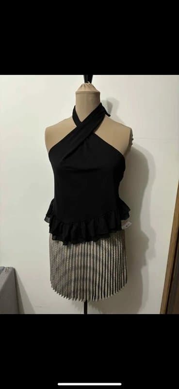 ASOS Design twist halter neck ruffle top in black size 10